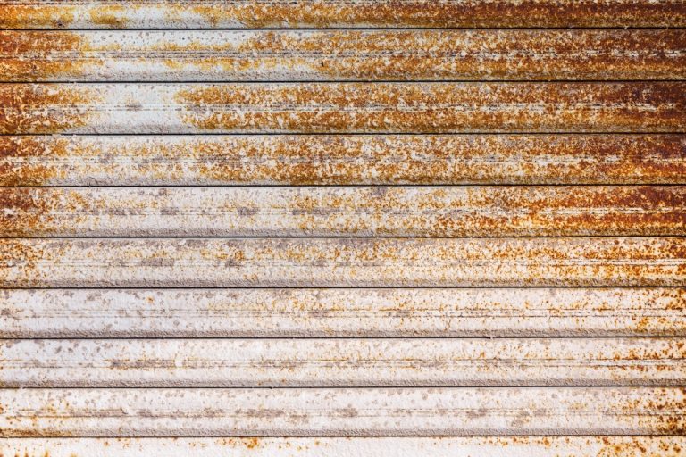 Garage door rust spread over an entire door